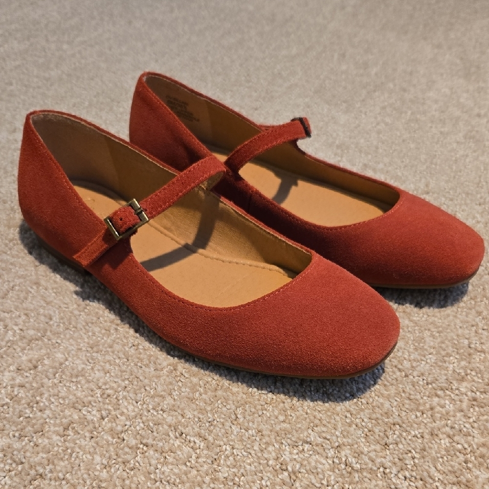 Crown Vintage Red Mary Jane Flats